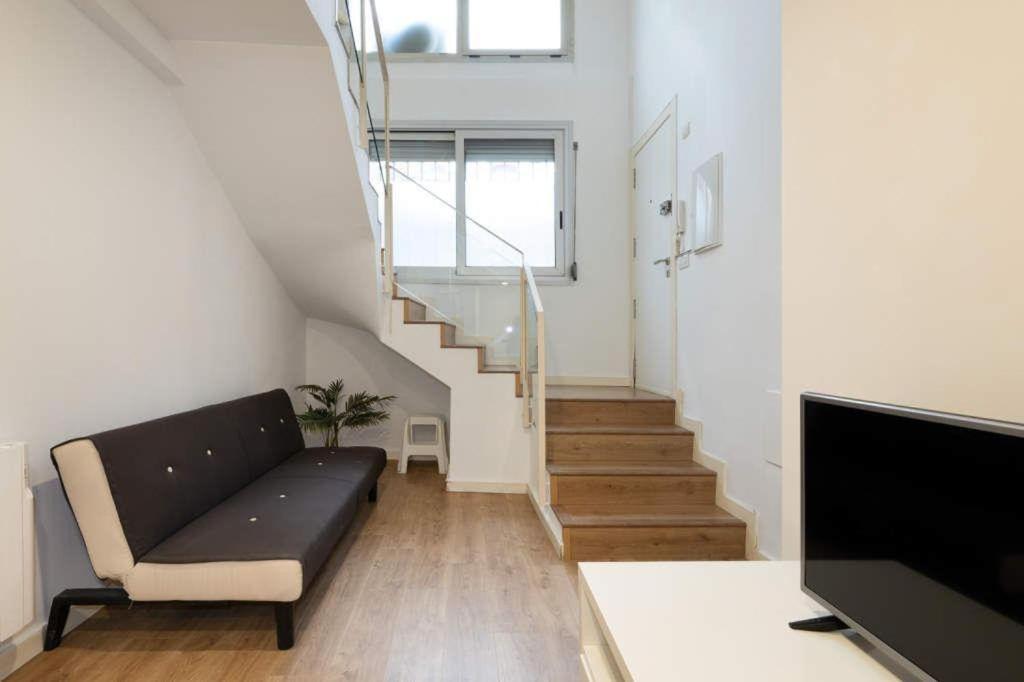 Apartment Live Camp Nou L'Hospitalet de Llobregat Esterno foto