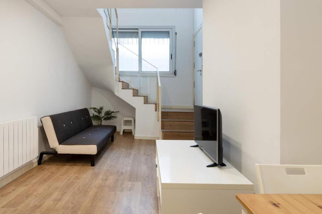 Apartment Live Camp Nou L'Hospitalet de Llobregat Esterno foto
