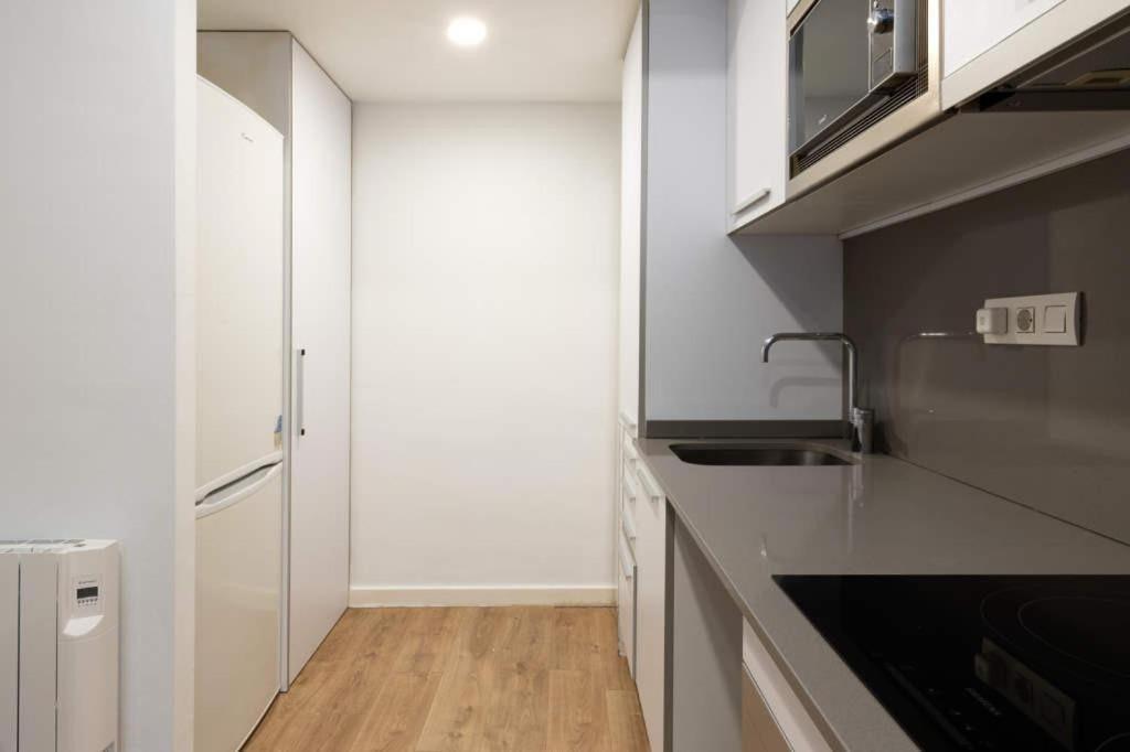 Apartment Live Camp Nou L'Hospitalet de Llobregat Esterno foto